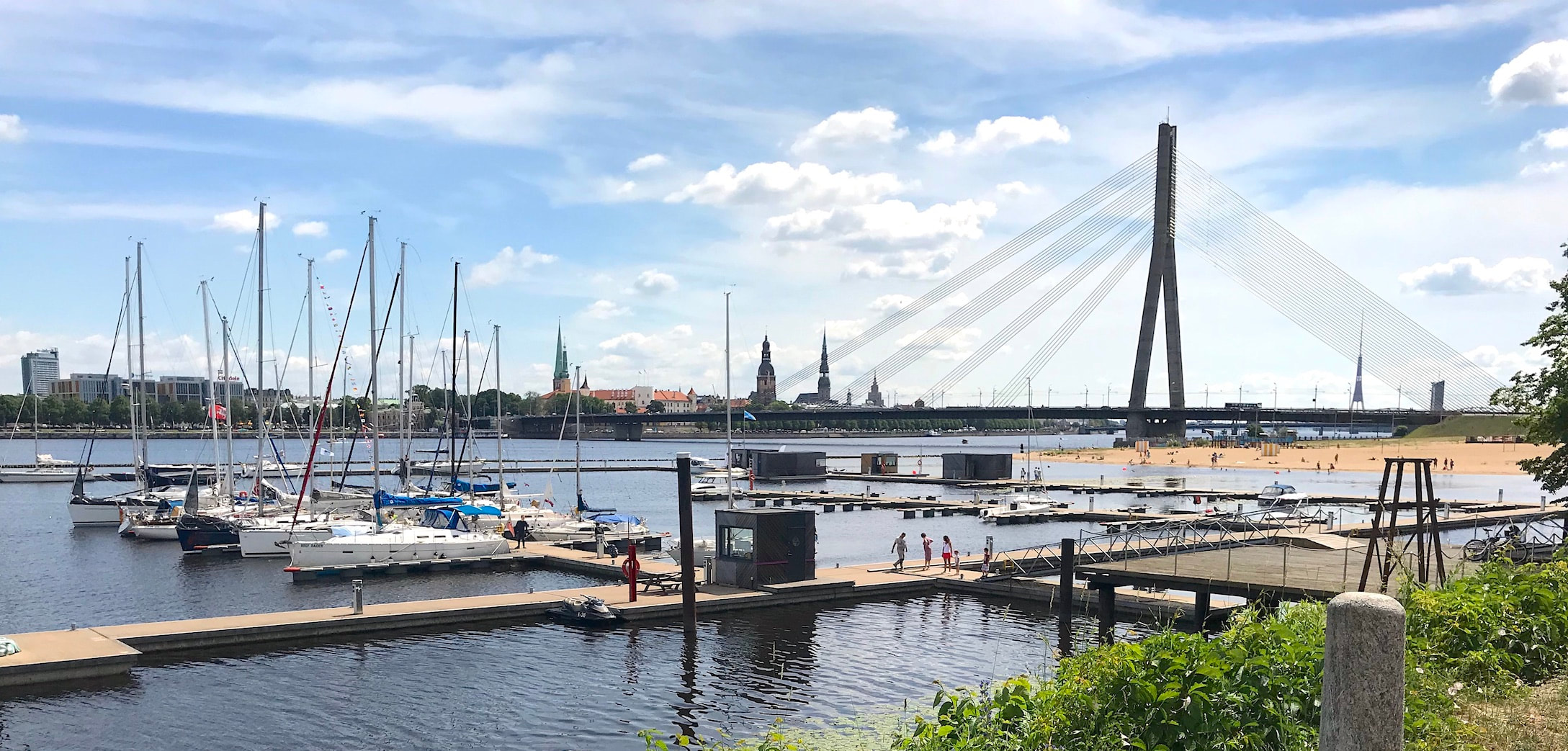 Pilsētas jahtklubs (City Yacht Club)